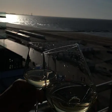 Luxe Studio/suite Met Zeezicht En Volle Zon * Knokke-Heist