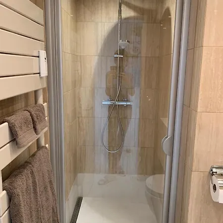 Luxe Studio/suite Met Zeezicht En Volle Zon Apartment